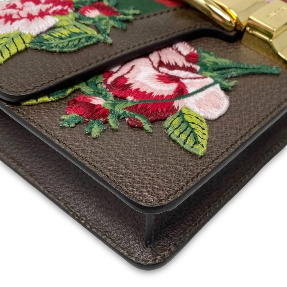 ❌SOLD❌Gucci Embroidered Sylvie Clutch Belt Bag - Picture 5 of 14